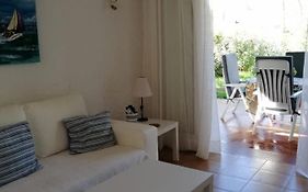 2 Bedroom Bungalow Next Yumbo Center. Free Parking